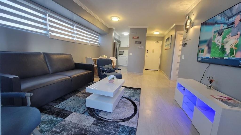 Waikiki Condo 2 Bedrooms 2 Bathrooms With 1 Free Parking Space Honolulu Luaran gambar