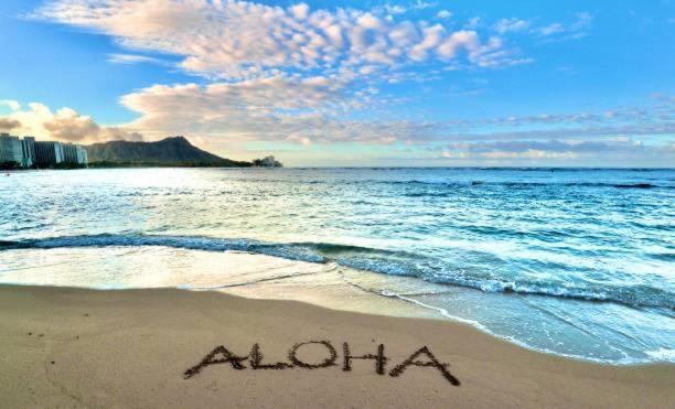 Waikiki Condo 2 Bedrooms 2 Bathrooms With 1 Free Parking Space Honolulu Luaran gambar